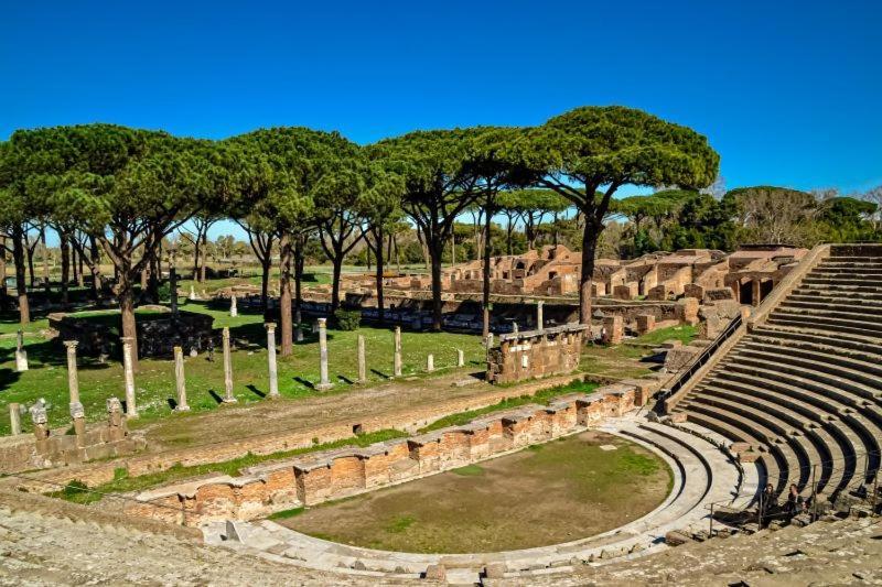 Attico sul Mediterraneo Lido di Ostia Exterior foto
