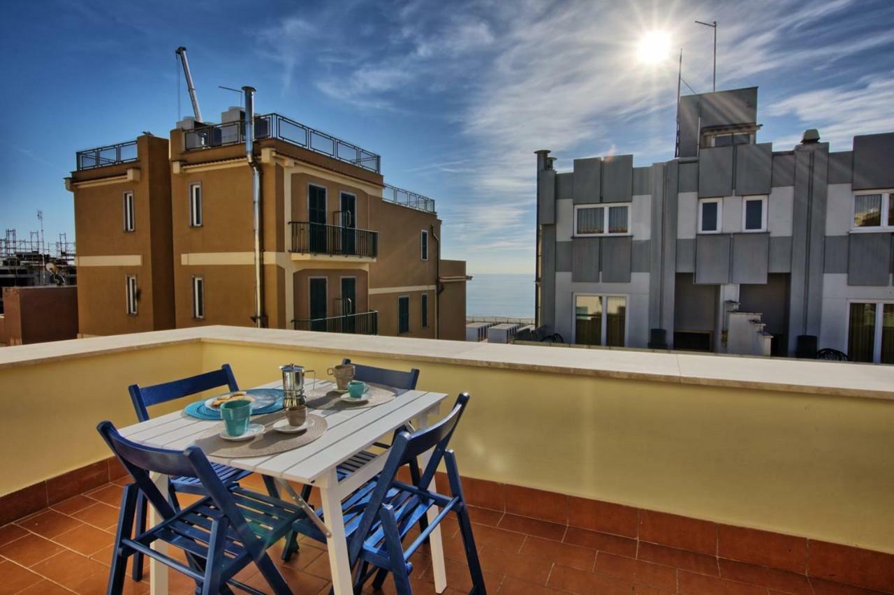 Attico sul Mediterraneo Lido di Ostia Exterior foto